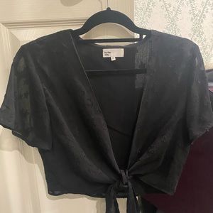 By the way cropped tie star shirt